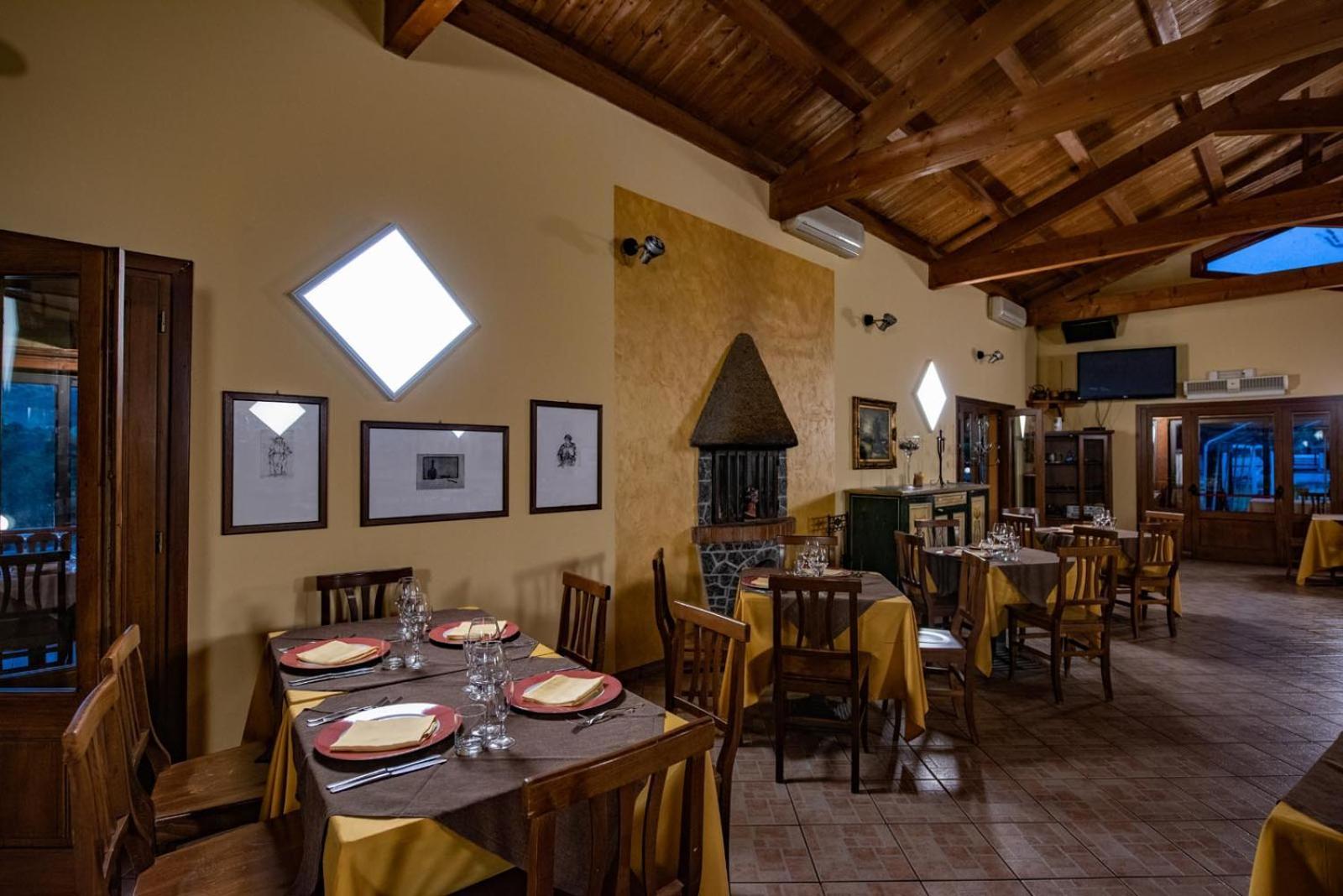 Il Borgo Sul Lago Пицо Екстериор снимка